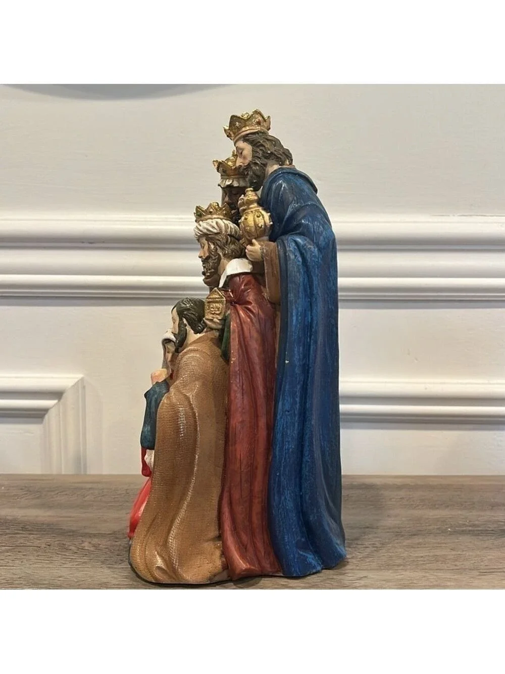 Nativity Holy Family with Wisemen Hand-Painted Polyresin Statue Christmas Decor